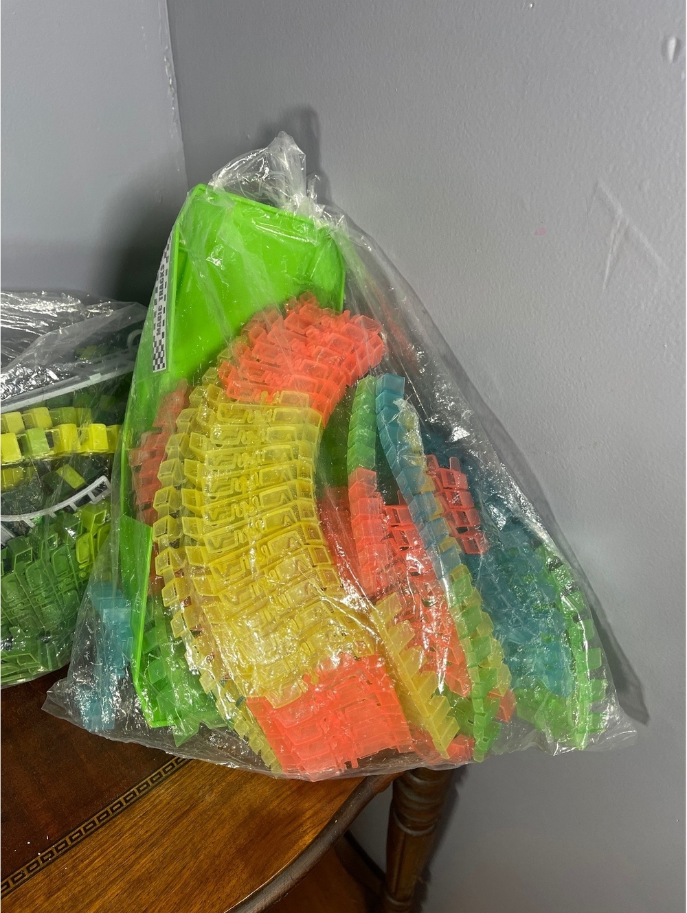 Magic Tracks Flexible Glow Race Track Set - Multicolor
